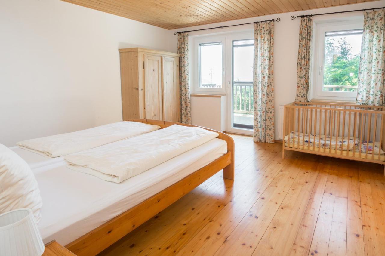 Familienferienhof Stabauer Zell am Moos Exterior photo