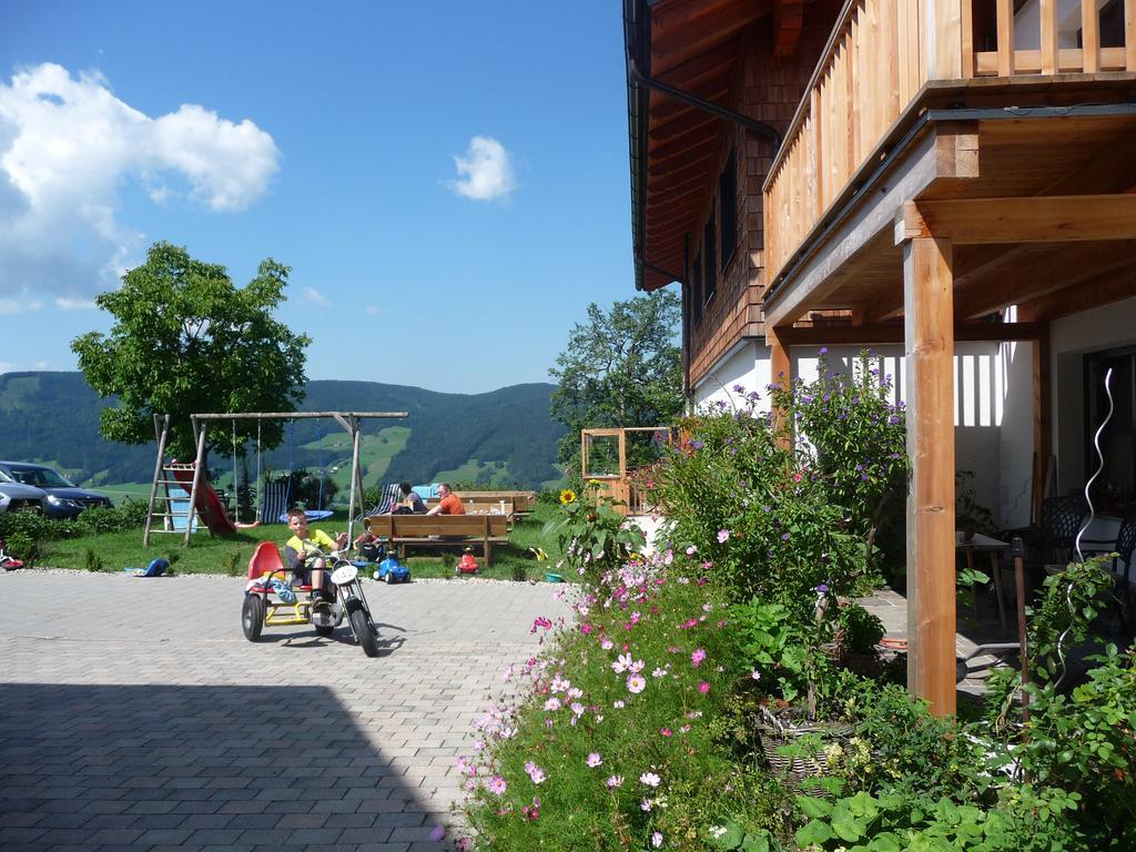 Familienferienhof Stabauer Zell am Moos Exterior photo